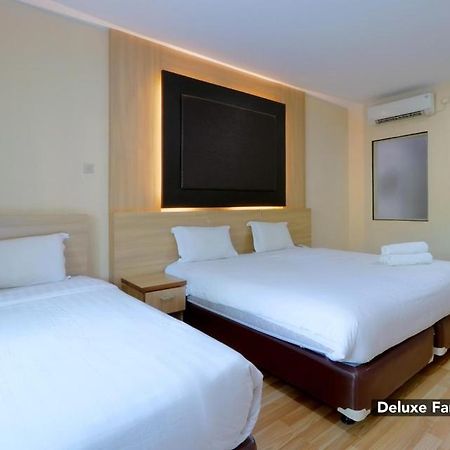 Mutiara Suites Jakarta Buitenkant foto