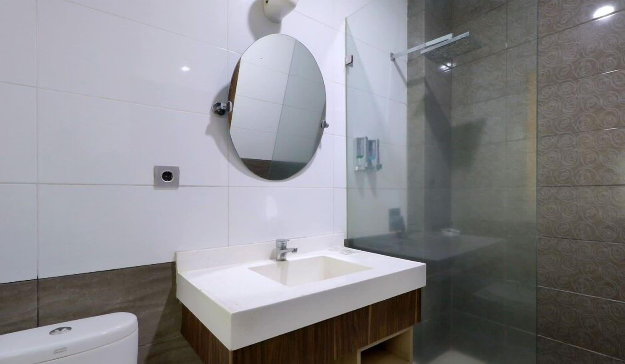 Mutiara Suites Jakarta Buitenkant foto