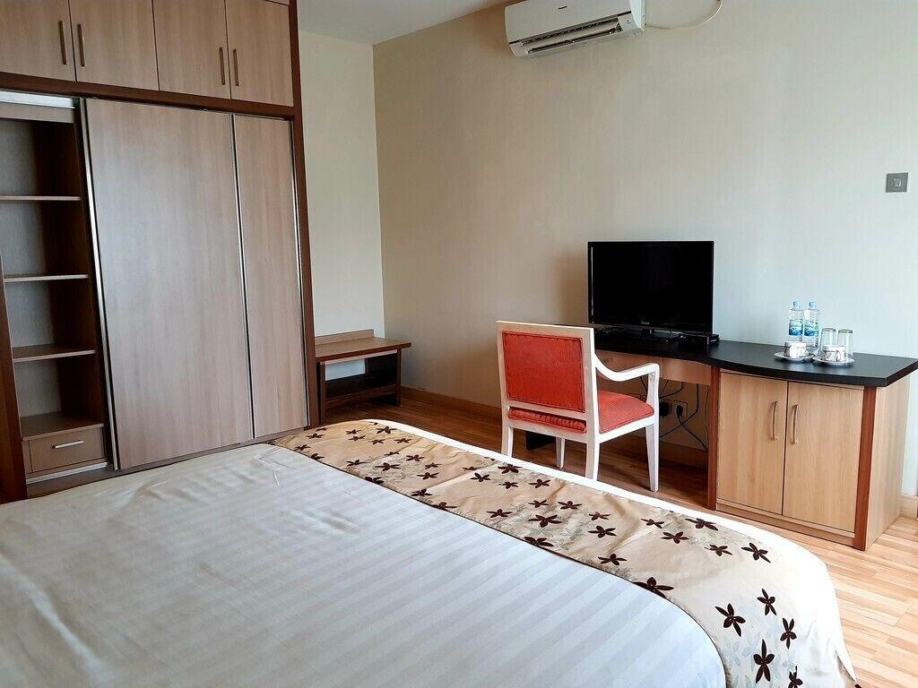 Mutiara Suites Jakarta Buitenkant foto