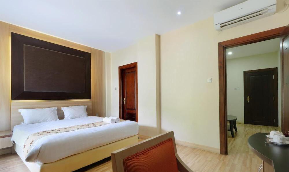 Mutiara Suites Jakarta Buitenkant foto