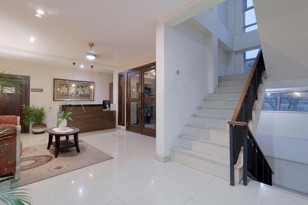 Mutiara Suites Jakarta Buitenkant foto