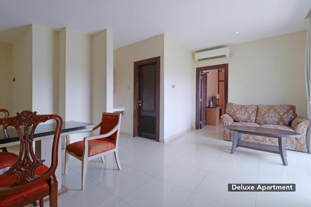 Mutiara Suites Jakarta Buitenkant foto